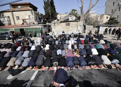 القدس: إقامة صلاة الجمعة في الشيخ جراح دعما للأهالي