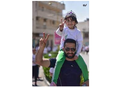 الطفلة صفية أصغر مشاركة في ماراثون فلسطين الدولي الثامن
