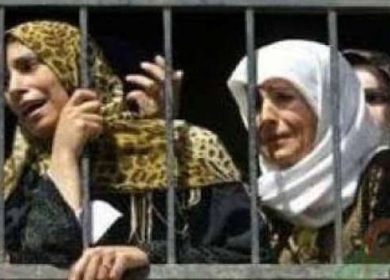 الأمهات الأسيرات.. أحضان مفقودة