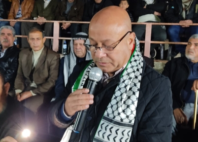 أبو هولي يطالب الأونروا بتحمل مسؤولياتها تجاه اللاجئين الذين نزحوا قسرا من مخيمات الضفة