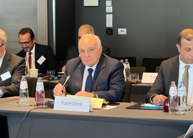 بشارة يقدم عرضاً حول المالية العامة أمام المجتمع الدولي في بروكسل