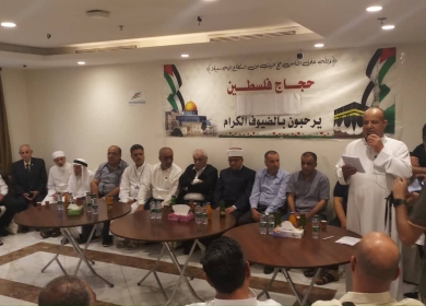 وزير الأوقاف يتفقد أوضاع حجاج فلسطين في مكة المكرمة