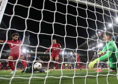 محمد صلاح ينفرد بصدارة هدافي أبطال أوروبا ويعادل رقم ستيفن جيرارد
