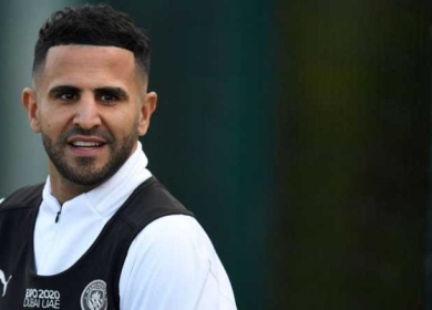 محرز قائد المنتخب الجزائري يفك عقدة ركلات الجزاء