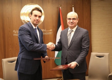 سلطة النقد توقع اتفاقاً تعاقدياً مع شركة مونتران لتنفيذ "نظام الدفع الفوري" في فلسطين
