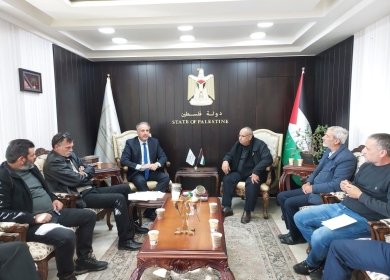 الوزير عساف: قضية الشهداء المحتجزة جثامينهم تشكل الأولوية في الخطاب الإعلامي الفلسطيني