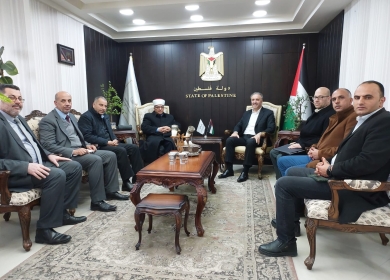 الوزير عساف يستقبل وزير الأوقاف والشؤون الدينية