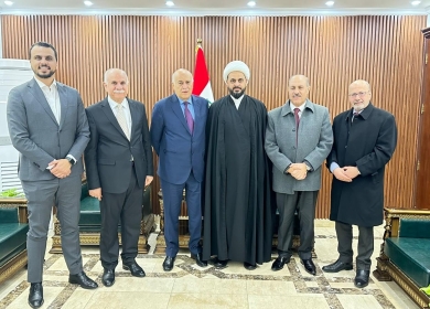 بغداد: الرجوب يطلع أمين عام عصائب أهل الحق على المستجدات السياسية