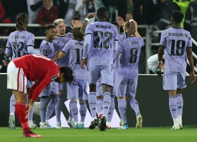 ريال مدريد يتجاوز الأهلي برباعية ويضرب موعدا مع الهلال في نهائي كأس العالم للأندية