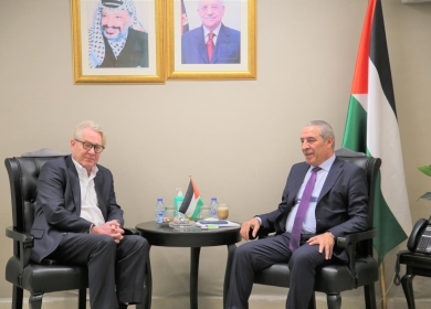 الشيخ يستقبل منسق الأمم المتحدة لعملية السلام في الشرق الأوسط بمدينة رام الله