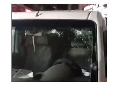 الاحتلال يصيب شابا عقب إطلاق النار على مركبته في مخيم شعفاط