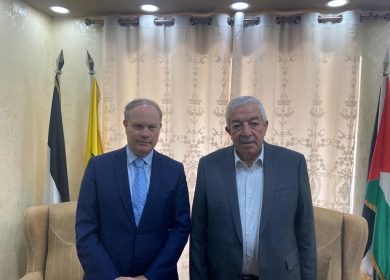 العالول يطلع القنصل الفرنسي على مستجدات الساحة الفلسطينية