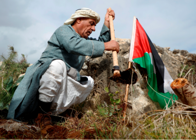 48 عاما على ذكرى يوم الأرض الخالد