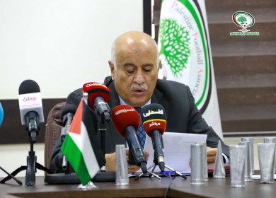 الرجوب: عدم تحميل إسرائيل مسؤولية اعتداءاتها يعيق قدرة فلسطين على الوفاء بالتزاماتها الرياضية وقدرتها على المنافسة