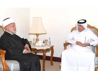 المفتي يطلع وزير الدولة للشؤون الخارجية القطري على انتهاكات الاحتلال بحق المقدسات