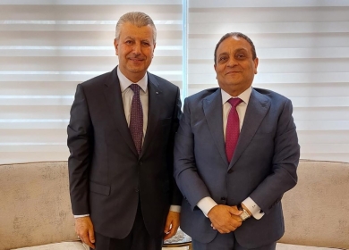 أمين عام مجلس الوزراء يبحث مع نظيره المصري سبل الاستفادة من التجربة المصرية في الحوكمة ومواكبة العصر الرقمي