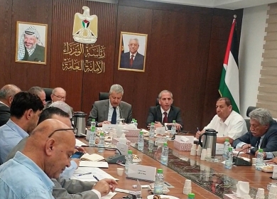 غانم يجتمع مع "التنسيقي" للقطاع الخاص والمنظمات الأهلية ومؤسسات المجتمع المدني