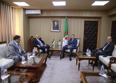 الرجوب يبحث مع وزير الشباب والرياضة الجزائري تعزيز التعاون
