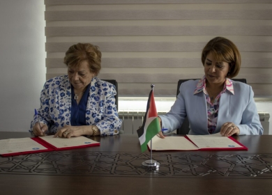 توقيع مذكرة تفاهم بين سلطة جودة البيئة والاتحاد العام للمرأة