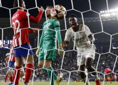 أهداف اللحظات الأخيرة تمنح ريال مدريد الفوز 5-3 على أتليتيكو في كأس السوبر