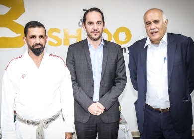 الفريق الرجوب يبحث سبل التعاون الرياضي مع القنصل الفرنسي