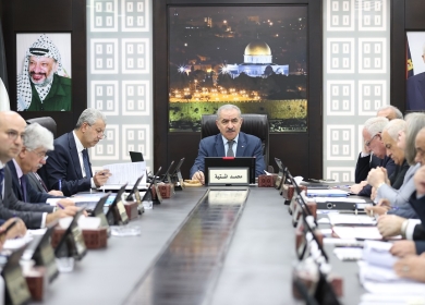 الحكومة تكلّف وزارات الاقتصاد والزراعة والحكم المحلي والداخلية بمتابعة الأسواق خلال شهر رمضان