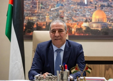 الشيخ يبحث مع رئيس الوزراء القطري آخر التطورات