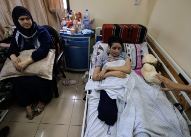المفوض العام للأونروا: 10 أطفال يفقدون ساقا أو ساقين في غزة يوميا