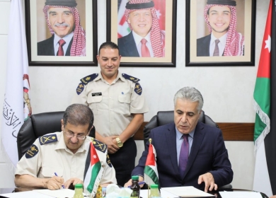 توقيع مذكرة تفاهم بين الضابطة الجمركية الفلسطينية والجمارك الأردنية