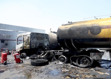 هيئة البترول: السيطرة على حريق محدود في مستودعاتنا في نعلين