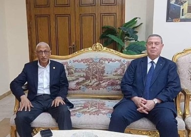 السفير اللوح يبحث مع محافظ شمال سيناء سبل دعم العالقين والجرحى