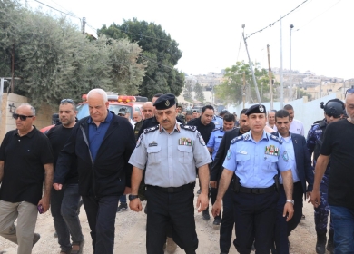 وزير الداخلية يطّلع على خطة العمل في مدينة جنين ومخيمها