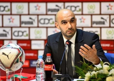 الركراكي يعلن عن تشكيلة المنتخب المغربي لكرة القدم لمواجهة إفريقيا الوسطى وغياب دياز وزياش