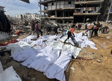 انتشال جثامين 9 شهداء من تحت أنقاض منزل مدمر شرق مدينة غزة