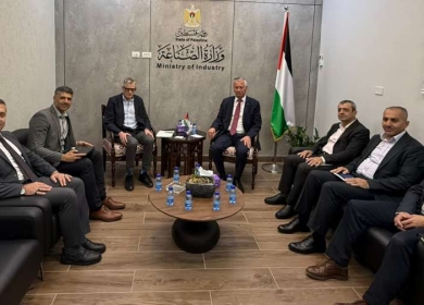 عصفور يبحث مع البنك الدولي تعزيز فرص العمل المستدامة في الضفة الغربية