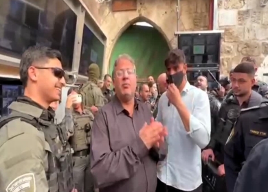 بن غفير يقتحم محيط المسجد الأقصى في الجمعة الأولى من رمضان