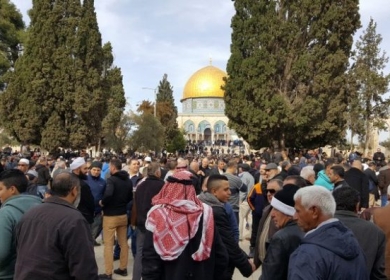 بسبب إجراءات الاحتلال... 5 آلاف مواطن يؤدون صلاة الجمعة في المسجد الأقصى