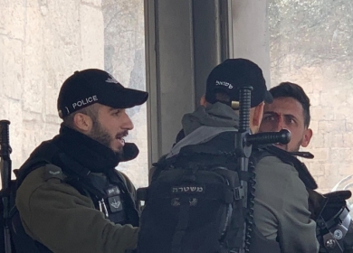 الاحتلال يعتقل شابا من بيت عنان شمال غرب القدس