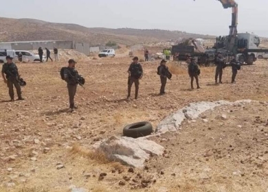 مستوطنون ينصبون خياما على أراض لعرب الزيادنة في النقب