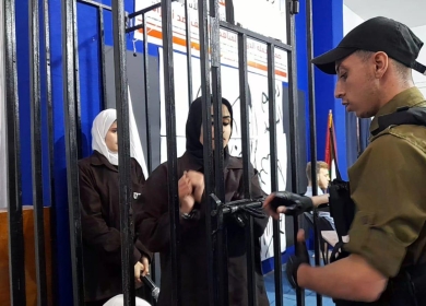 ارتفاع عدد الأسيرات إلى 26 وأغلبيتهن اعتُقلن بحجة "التحريض"