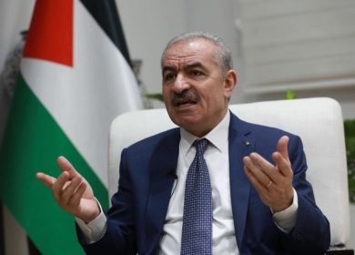 اشتية: سنمضي قدما لإقرار جميع التشريعات والقوانين التي تنصف المرأة وتعطيها حقها